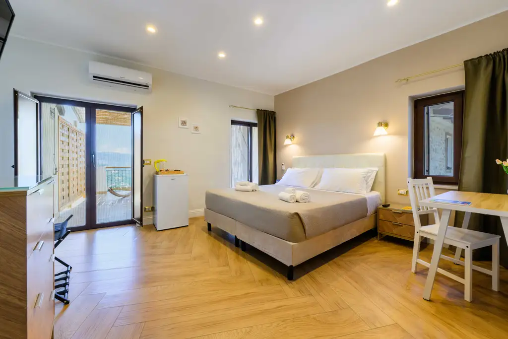 King panoramic double room with terrace