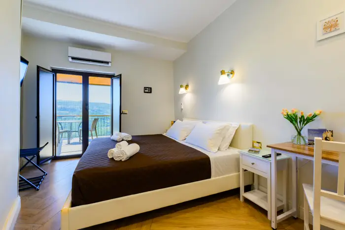 Panoramic double room, with terrace, at Ca' del Borgo